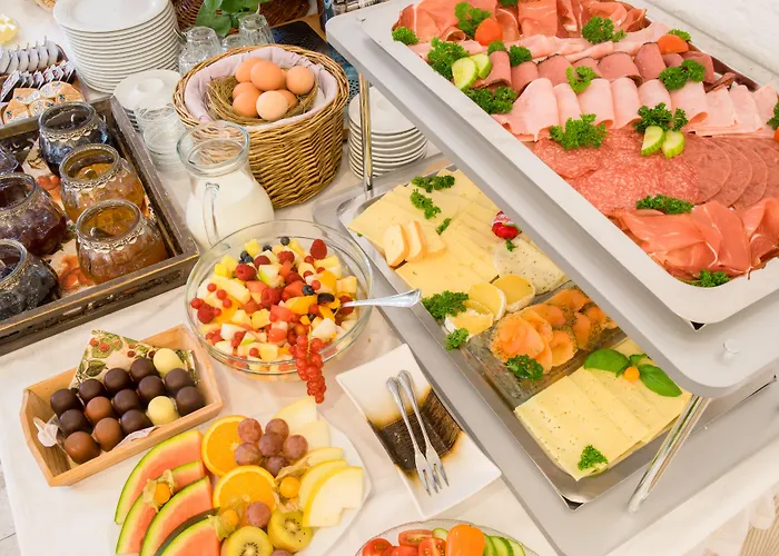 Отель Domschatz 3*