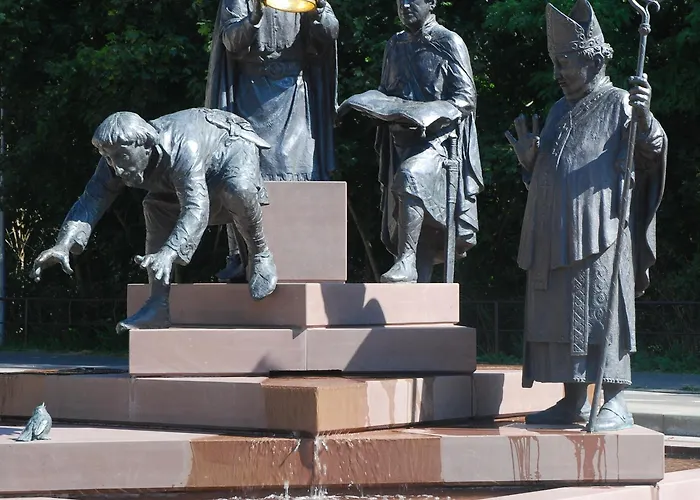 Отель Domschatz